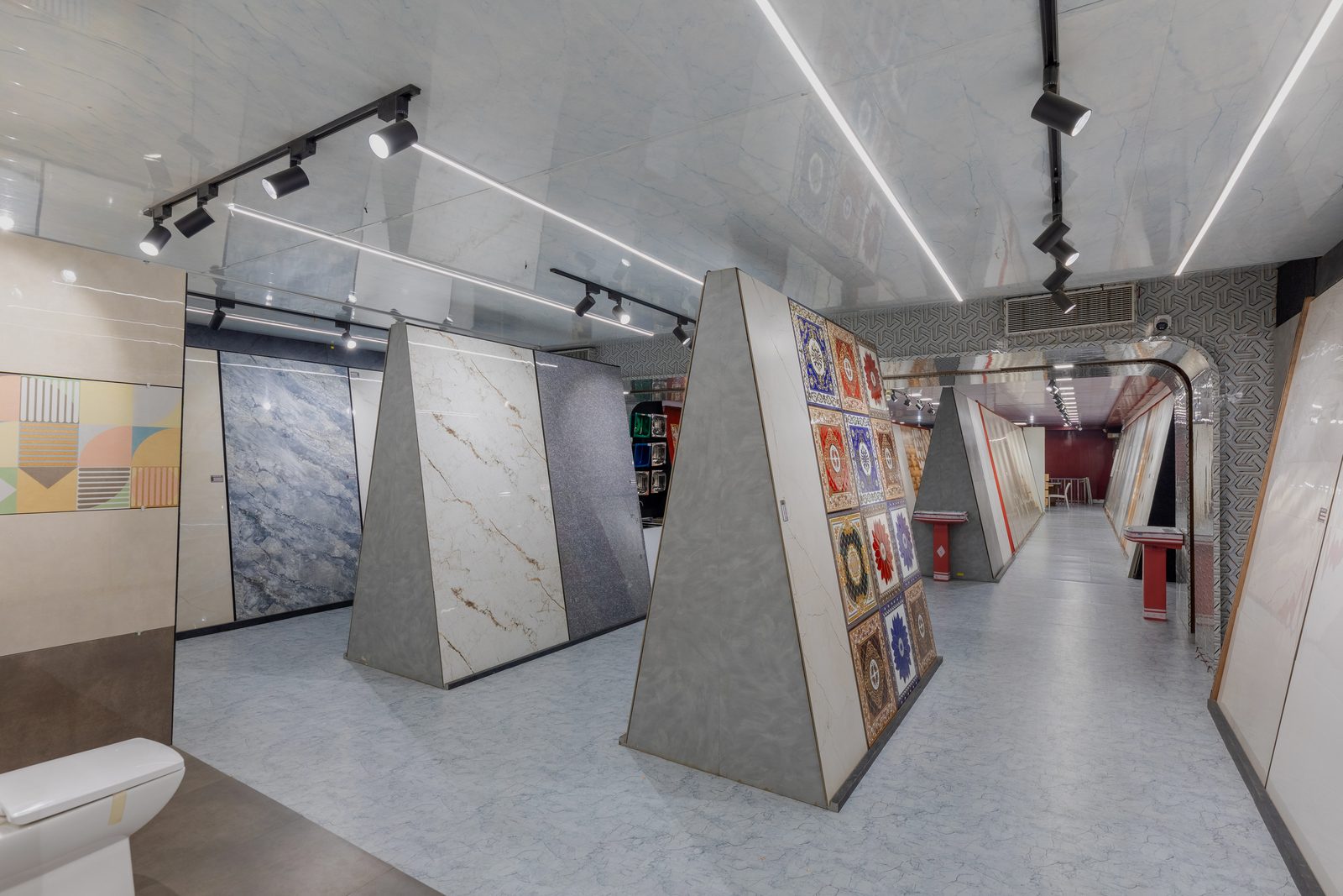 Tile Showroom - Lighting Design and Interior